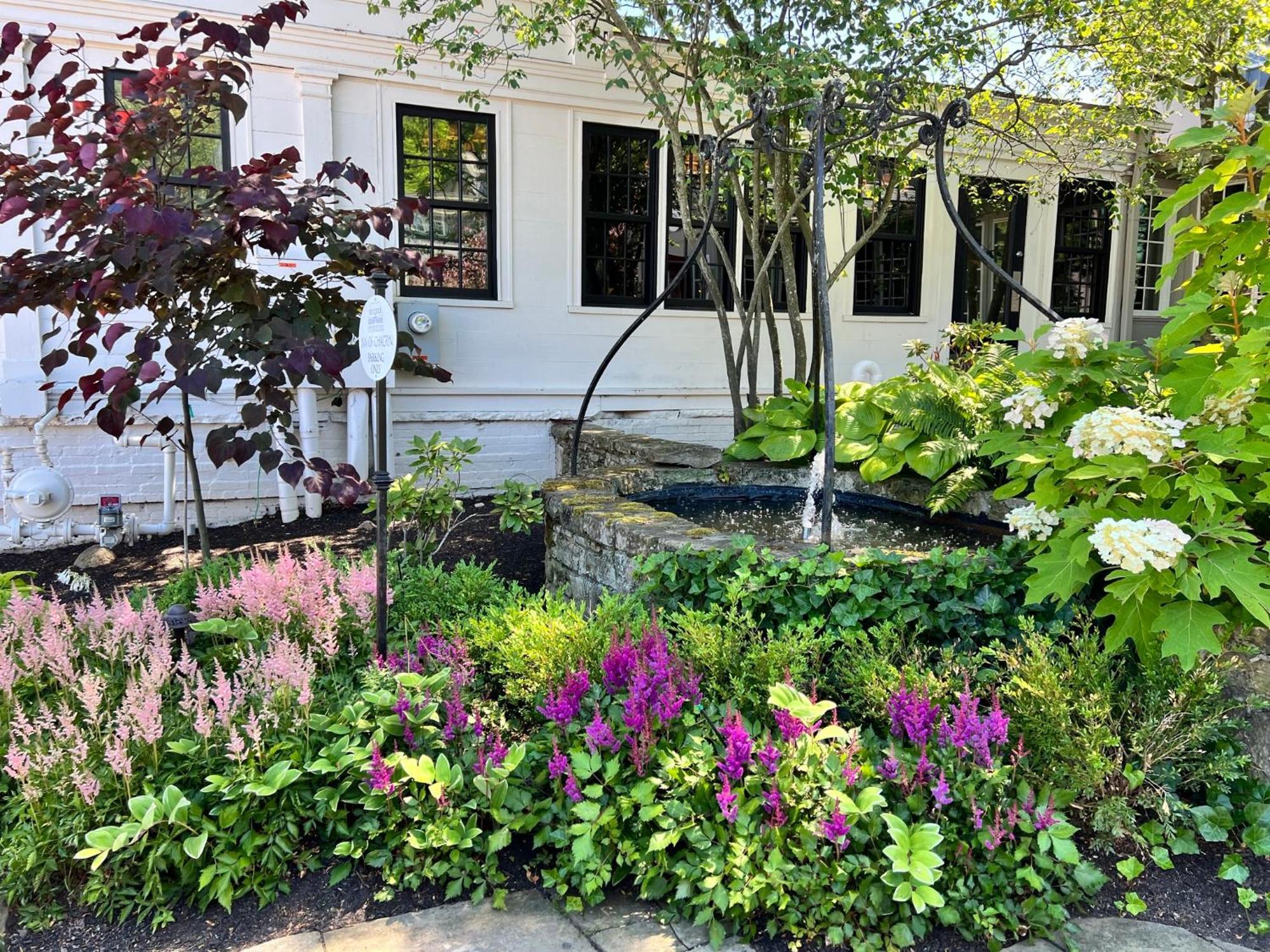 Inn Of Chagrin Chagrin Falls Екстериор снимка